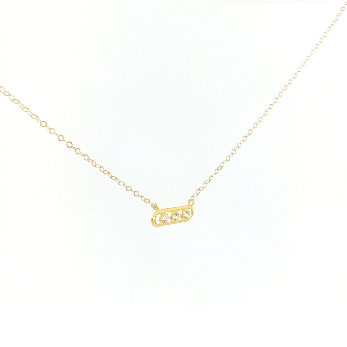 21k three stones necklace