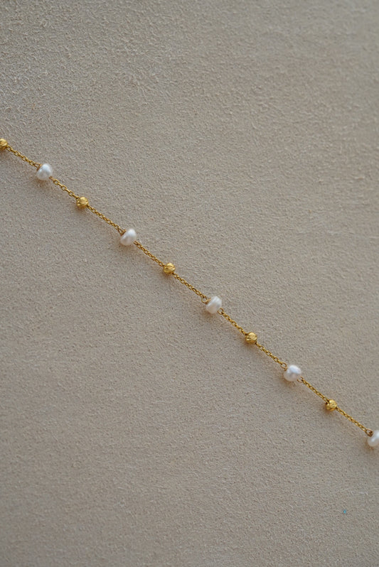 21k Bracelet with Natural Bahraini Pearls