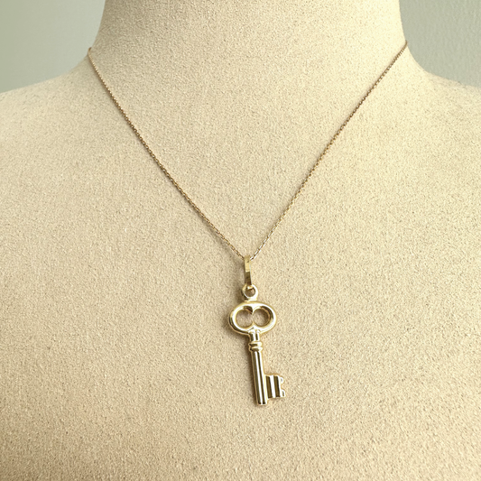 18k Necklace - Love key