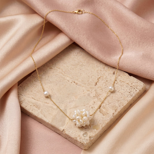 Cluster Pearls Necklace