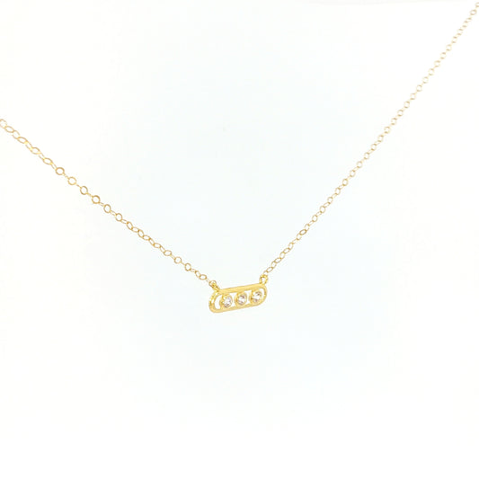 21k three stones necklace