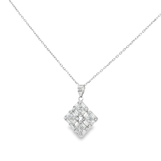 18k White Gold Pendant Necklace