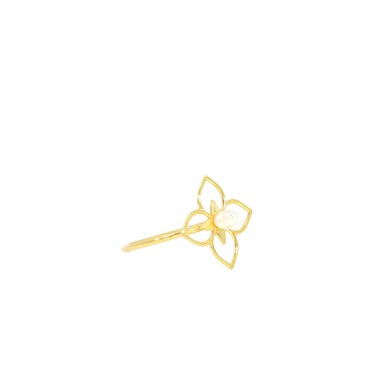 21k Yellow Gold Floral Ring with Bahraini Pearl