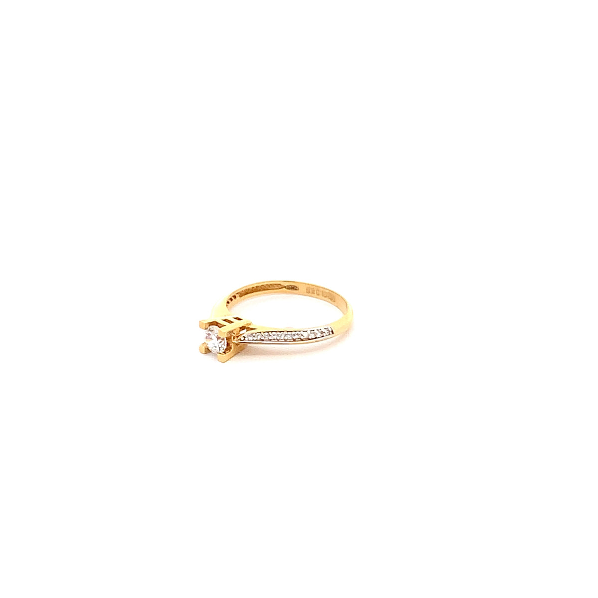 18k Ring - Solitaire Ring