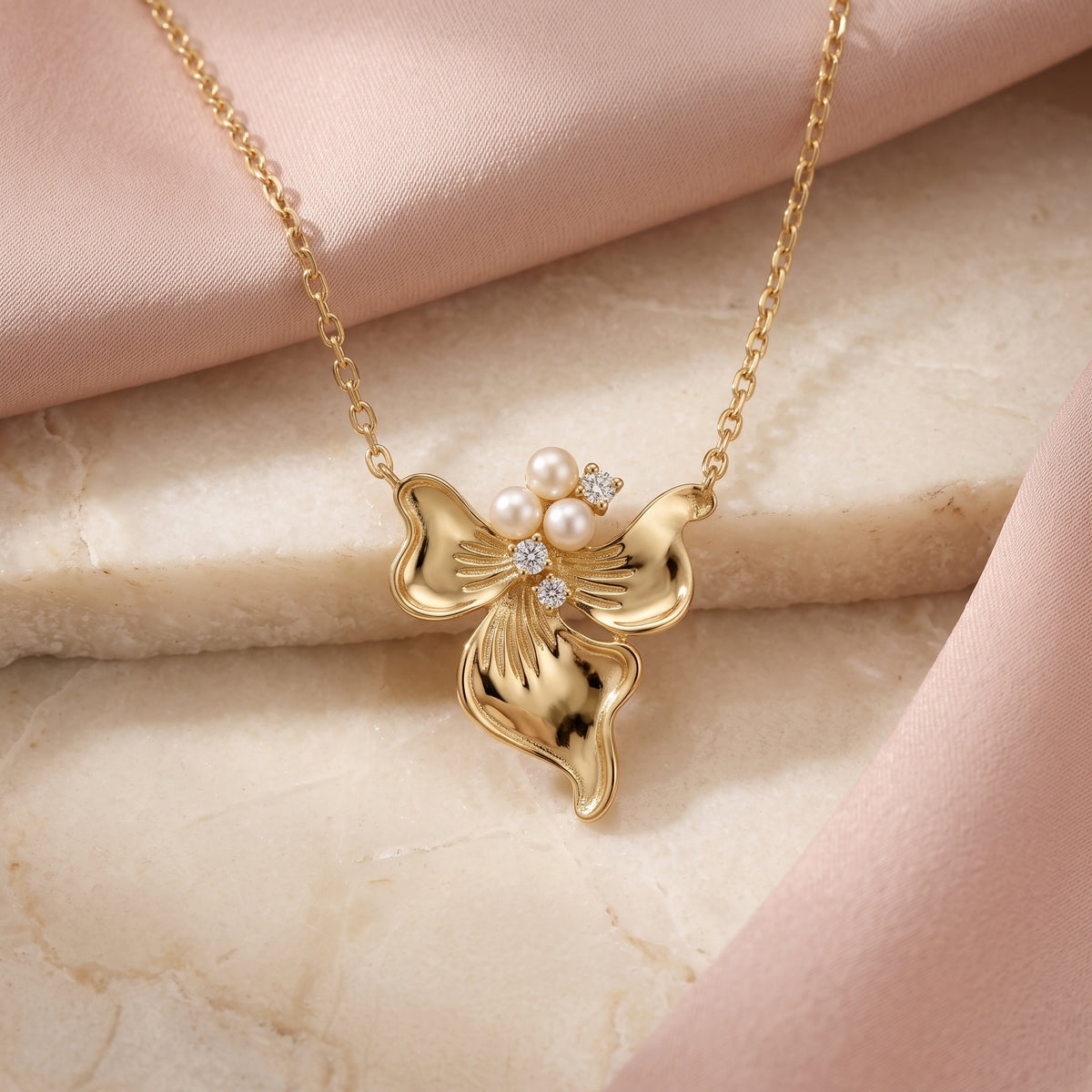 The Eternity Flower Diamond & Bahraini Pearl Necklace, product photo 1