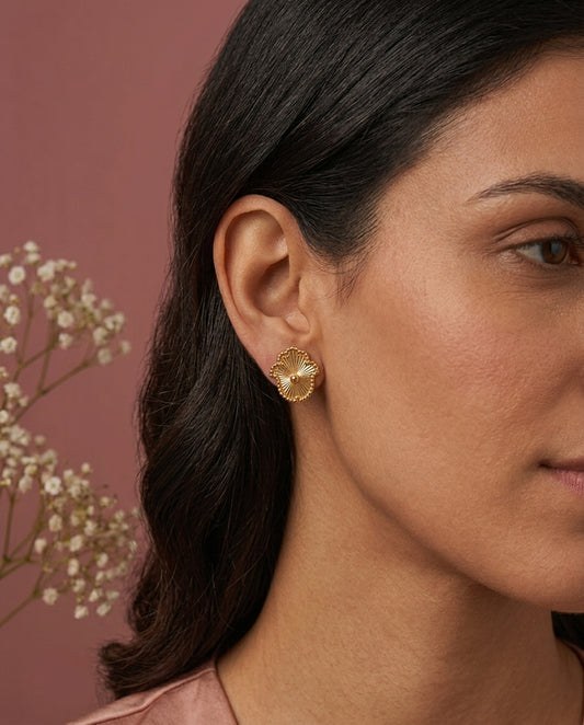 21k Hamsa Earring, product photo 2
