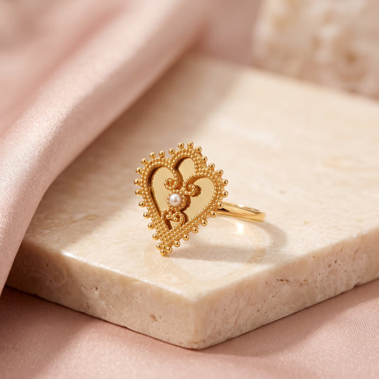 Yellow Gold Heart Ring with Round Bahraini Pearl Cabochon, product photo 1